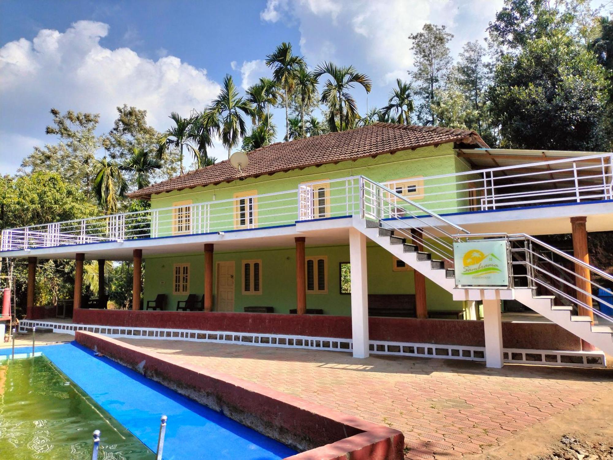 Sambrama Wood House Villa Madikeri Exteriör bild