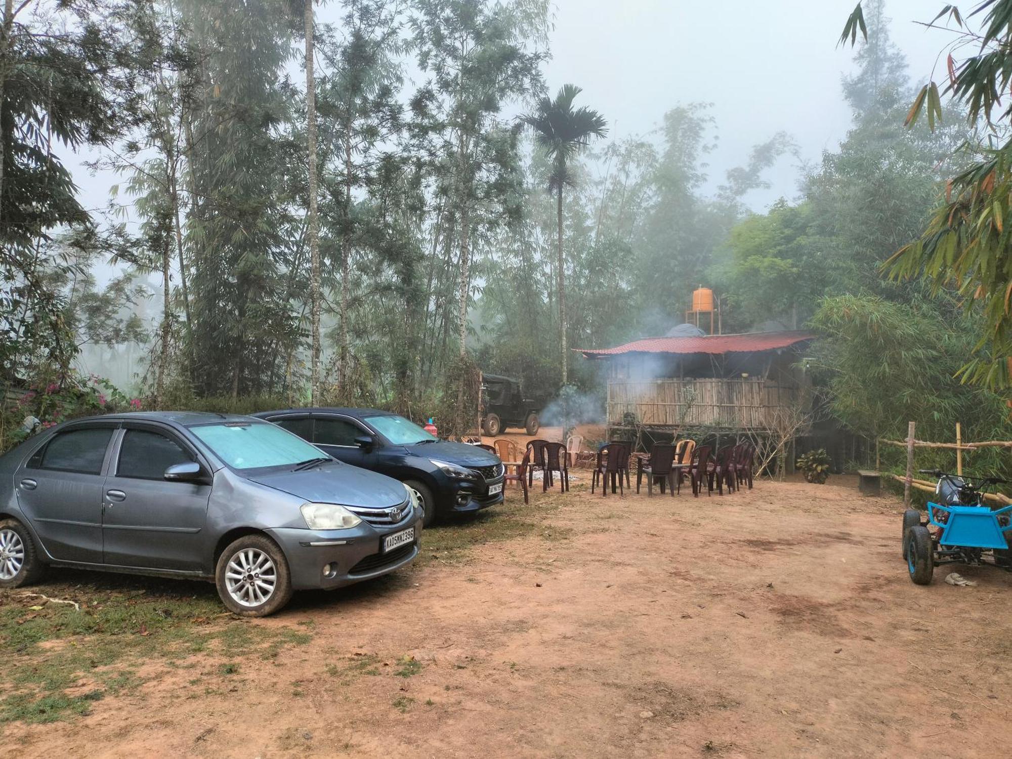Sambrama Wood House Villa Madikeri Exteriör bild