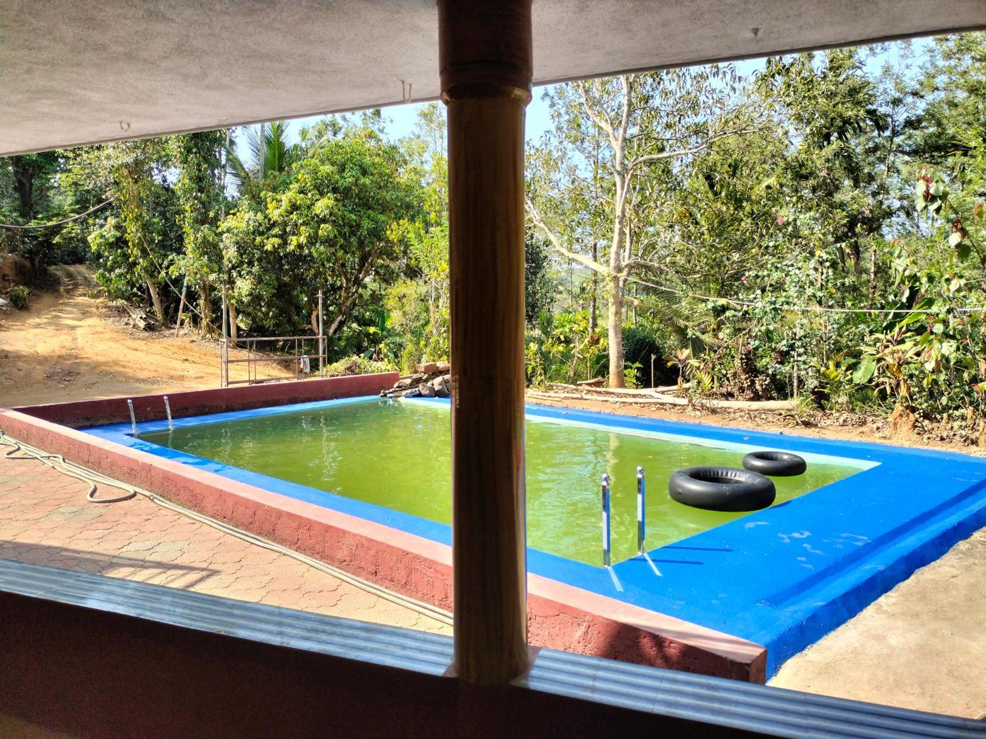 Sambrama Wood House Villa Madikeri Exteriör bild
